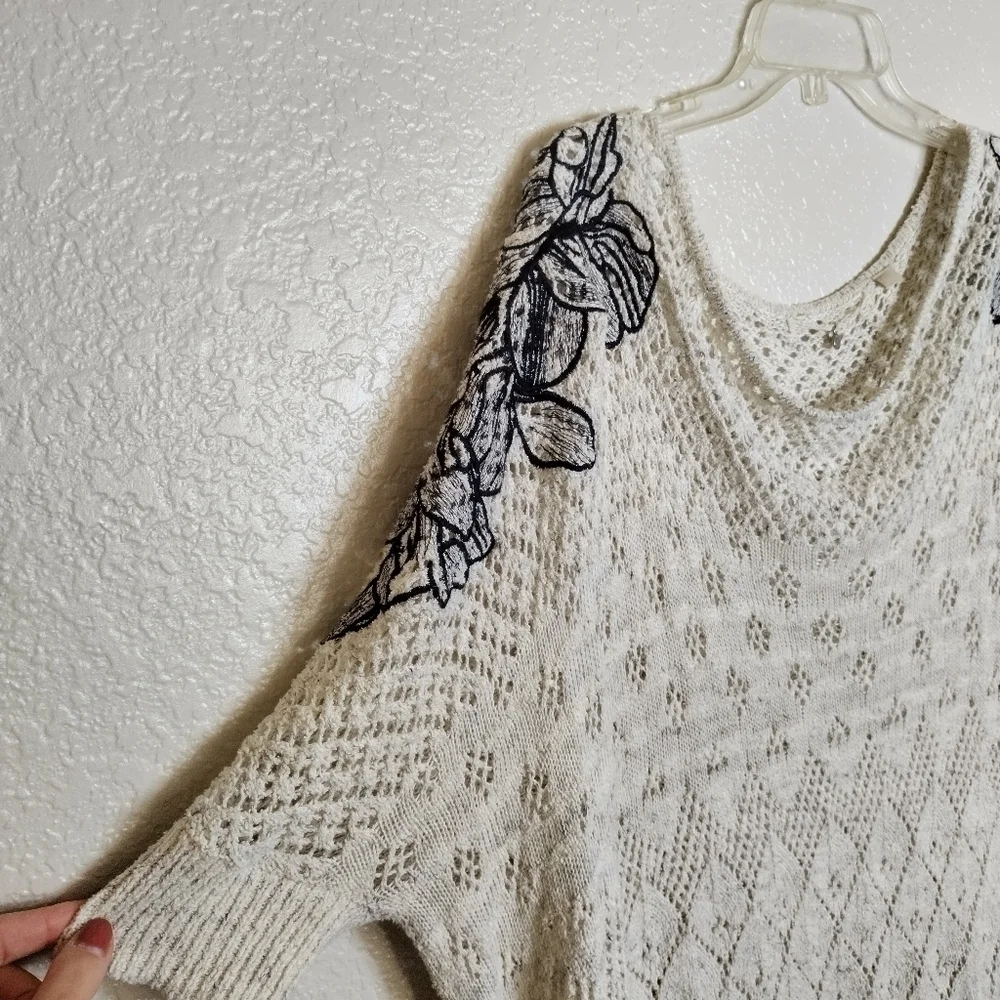 Anthropologie knitted knotted